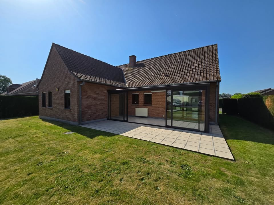 Maison de 2 chambres et 1 salle de bain
