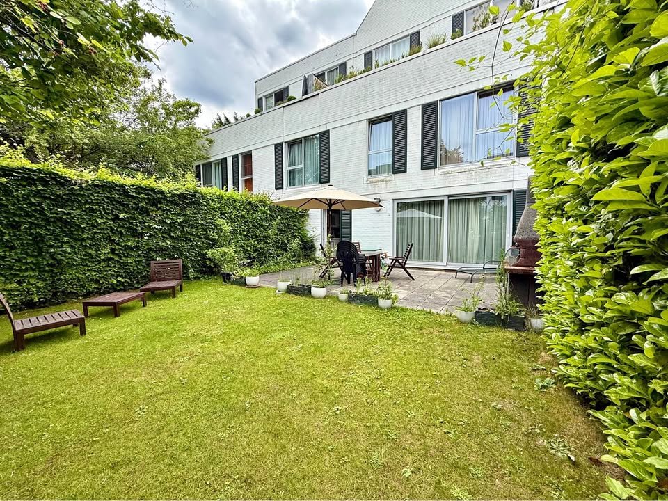 Duplex-3 bedrooms-garden-2 parking spots