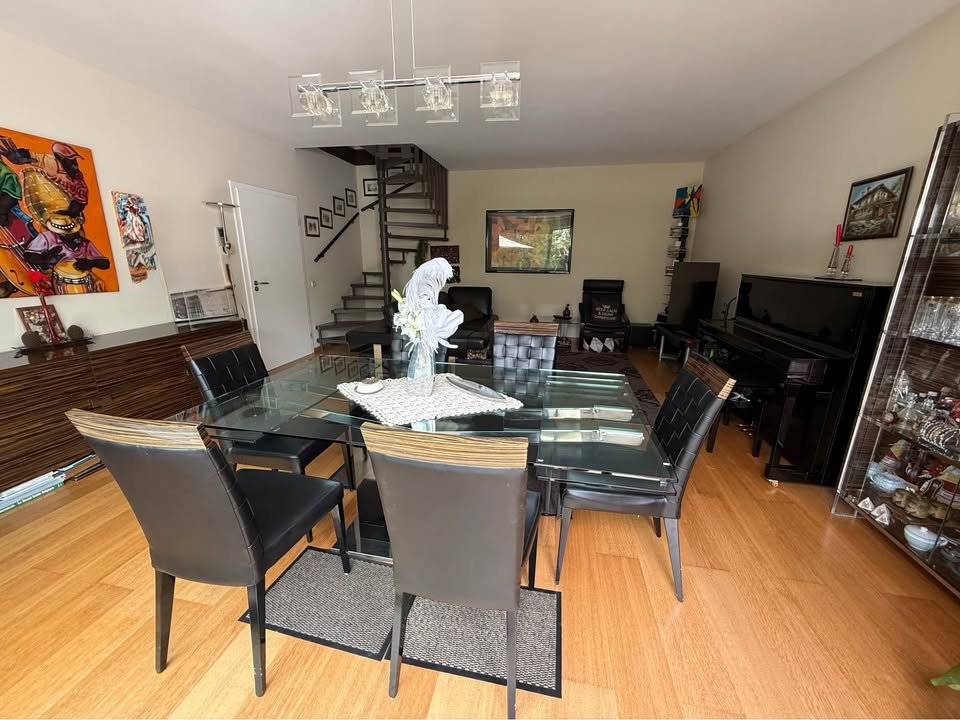 Duplex-3 bedrooms-garden-2 parking spots