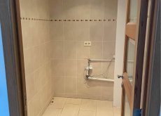 Peutie à vendre Maison 200m* +Atelier 400 m* +Bureau 35m